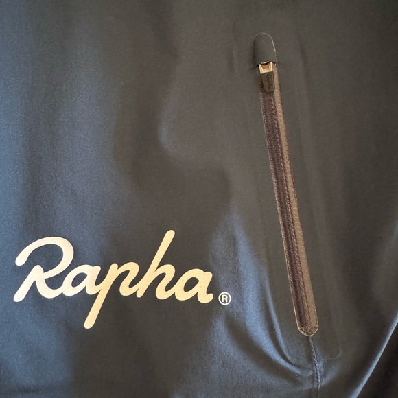 Rapha Core Rain Jacket size small - Picture 4 of 9